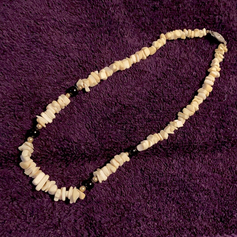 Ivory Chip - Onyx & Gold bead necklace, 18 1/2”